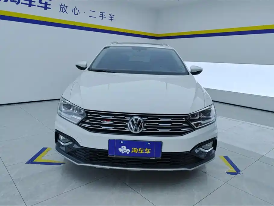 Volkswagen C-TREK 2020 1.5L Automatic Comfort Edition фото 2