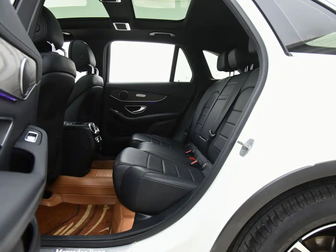Mercedes-Benz GLC 2021 GLC 260 L 4MATIC Luxury фото 7