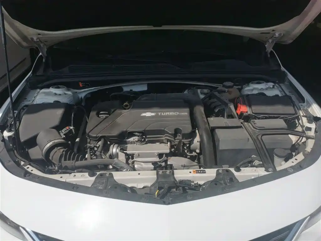 Chevrolet Malibu XL 2017 1.5T Auto Sport Edition фото 16