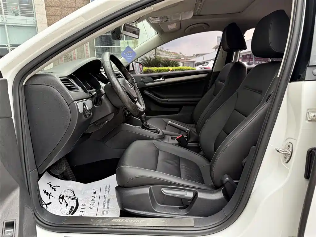 Volkswagen Sagitar 2018 280TSI DSG Comfort фото 4