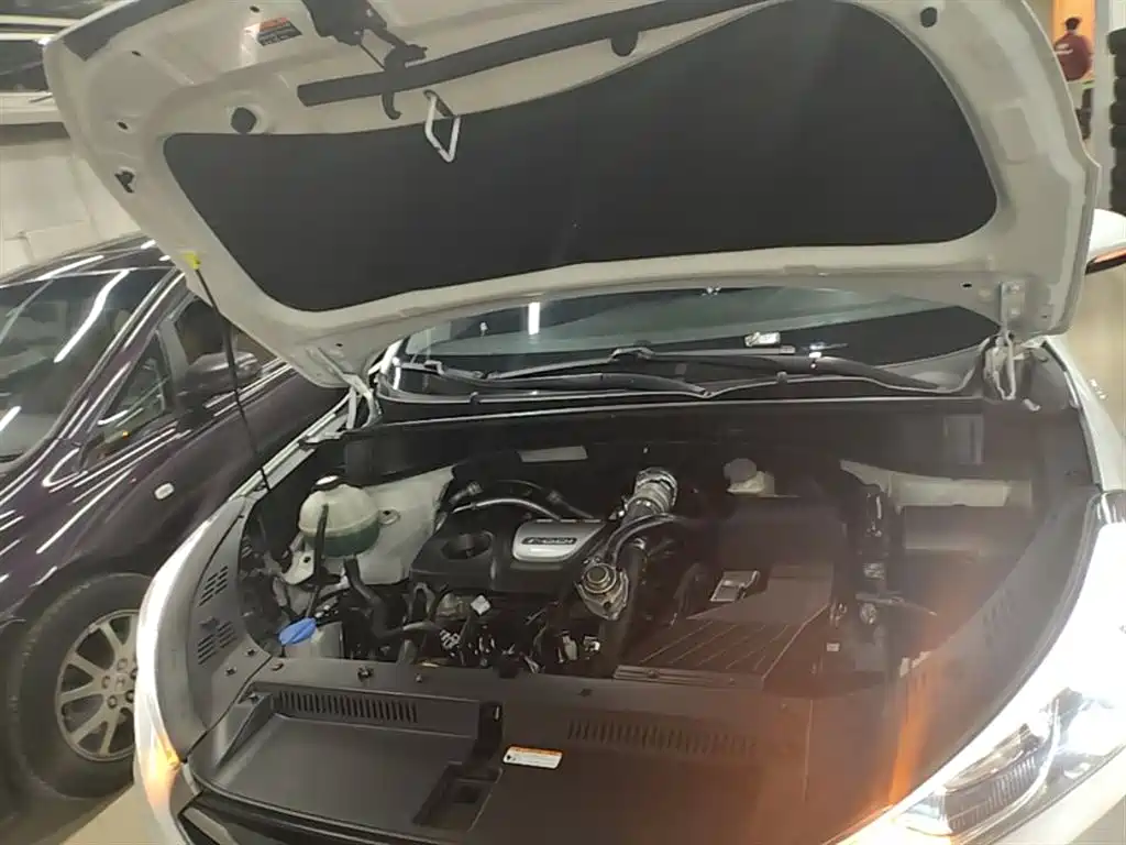 Hyundai Tucson 2018 1.6T DCT 2WD 15th Anniversary Special Edition фото 20