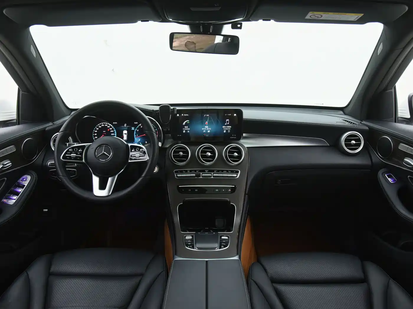 Mercedes-Benz GLC 2021 GLC 260 L 4MATIC Luxury фото 9