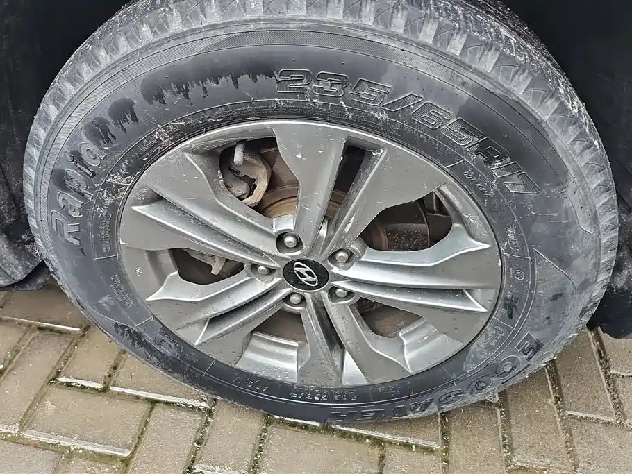 Hyundai Santa Fe 2013 Model 2.4L Automatic 2WD Smart фото 6