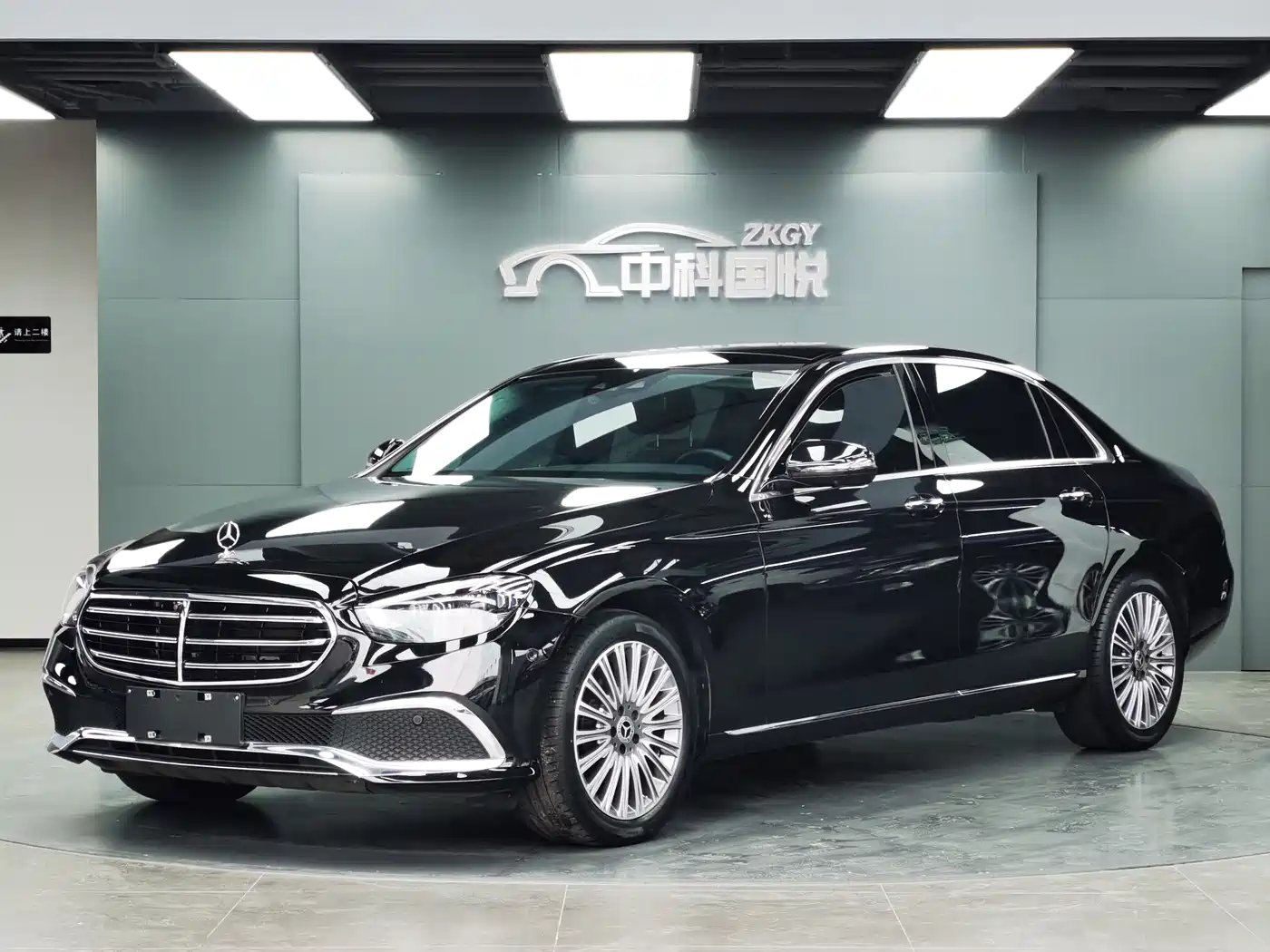 Mercedes-Benz E-Class 2021 E 300 L Premium