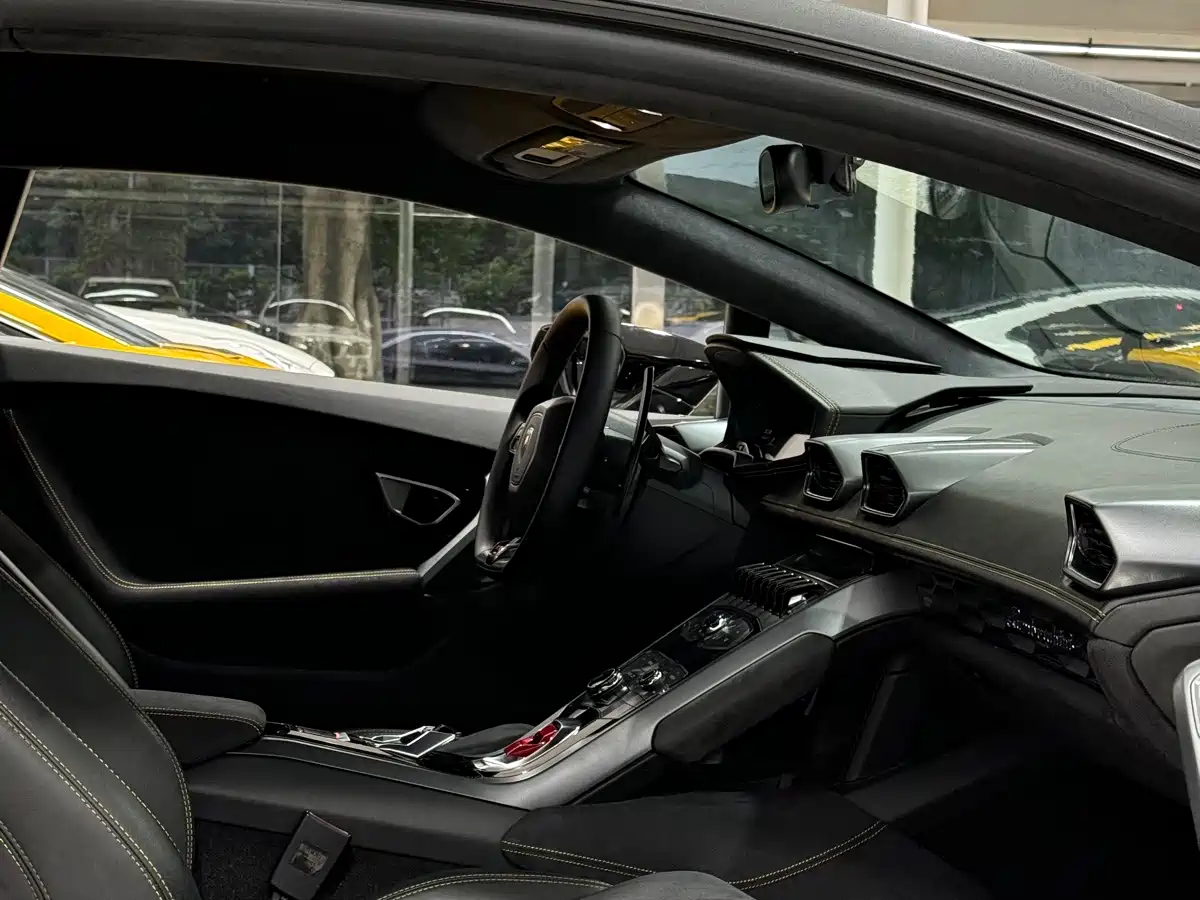 Lamborghini Huracán 2015 2014 LP 610-4