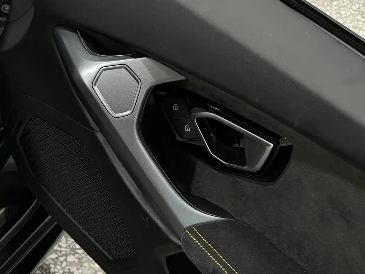 Lamborghini Huracán 2015 2014 LP 610-4