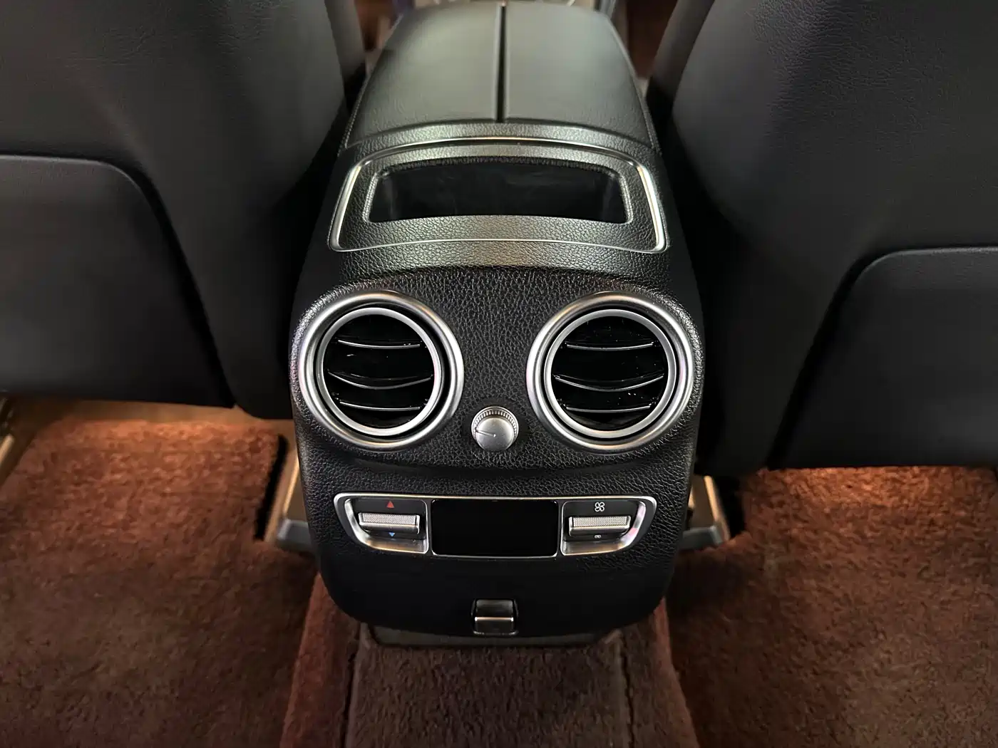 Mercedes-Benz GLC 2022 Model GLC 300 L 4MATIC Dynamic Edition фото 12