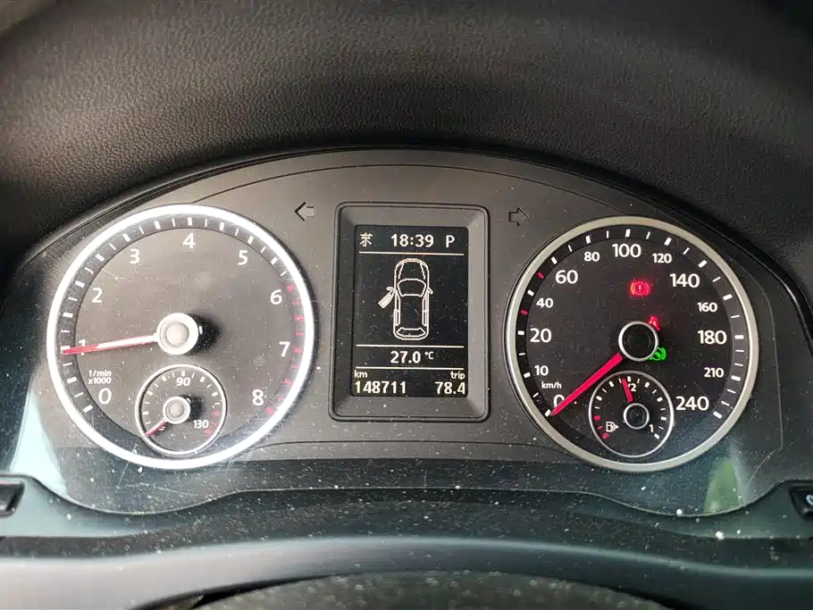 Volkswagen Tiguan 2010 1.8TSI Automatic 4WD Elite фото 14