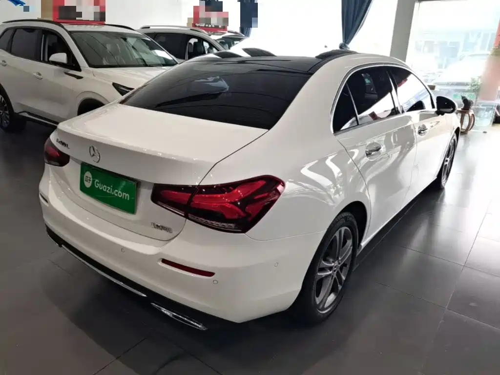 Фото 7 - Mercedes-Benz A-Class