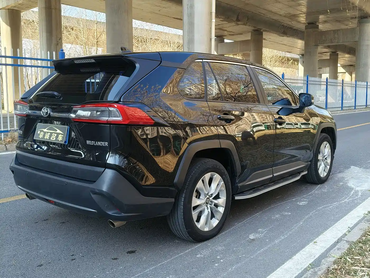 Toyota Wildlander 2022 Facelift 2.0L CVT 2WD Leading Edition фото 8