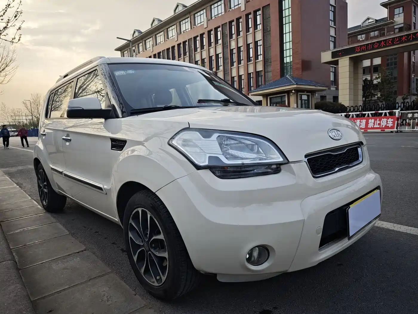 Kia Soul 2013 1.6L AT Premium фото 3