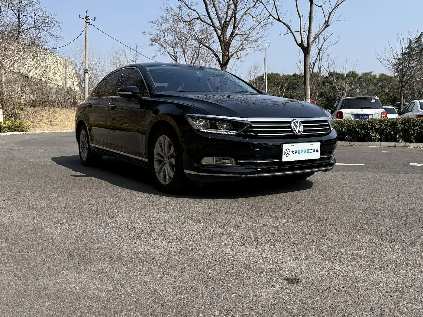 Volkswagen Magotan 2019 330TSI DSG Luxury Class China VI фото 3