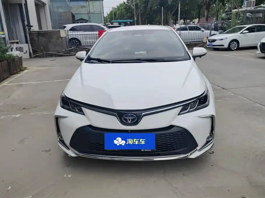 Toyota Corolla 2023 1.8L Smart Hybrid Dual Engine Pioneer Edition фото 2