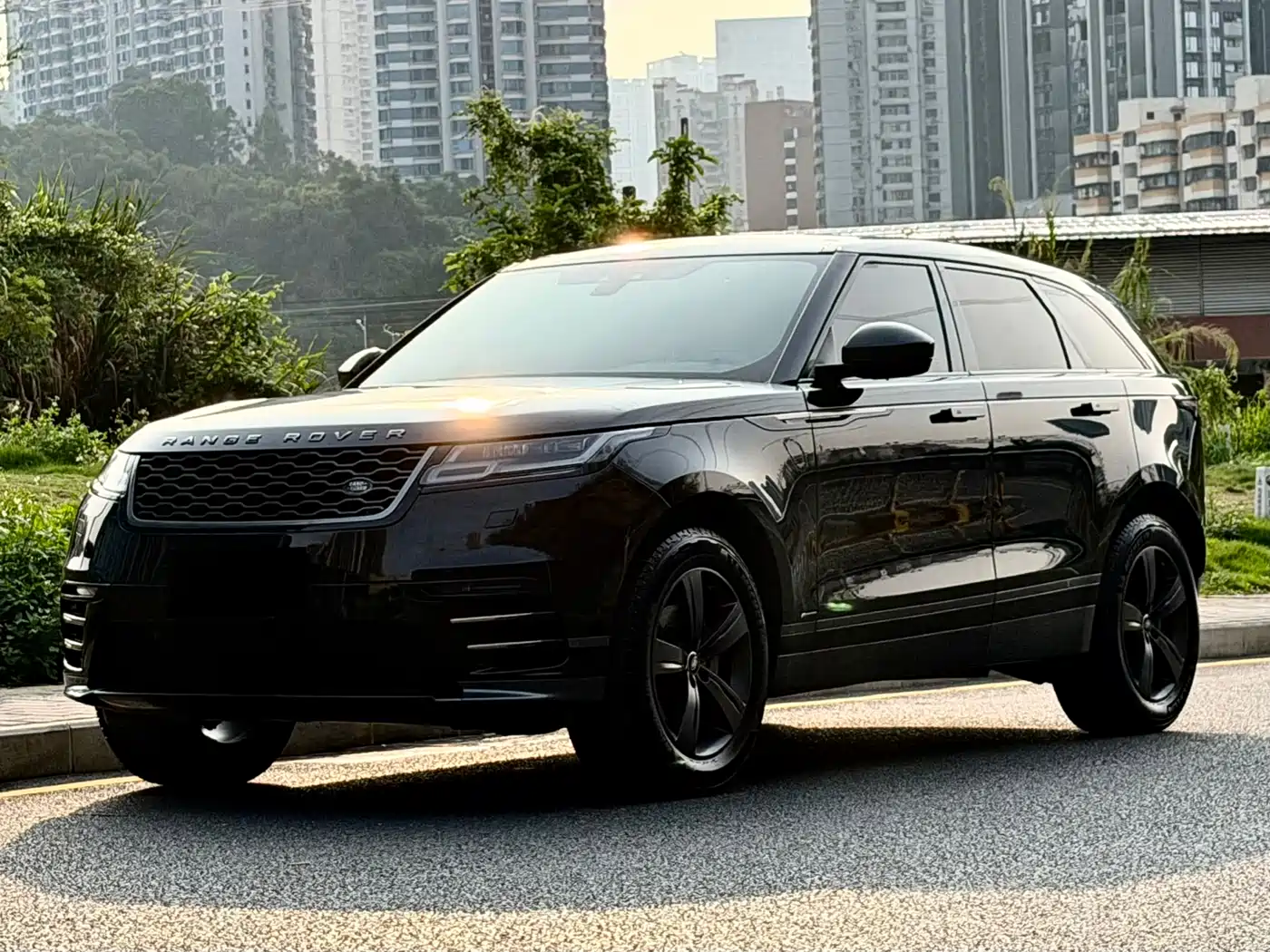 Land Rover Range Rover Velar 2019 250PS R-DYNAMIC S