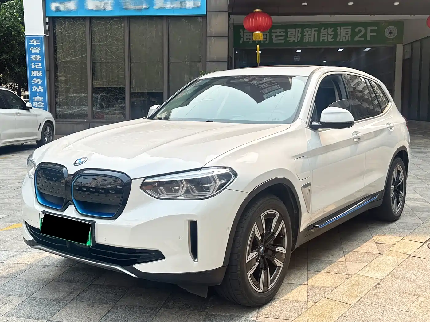 BMW IX3