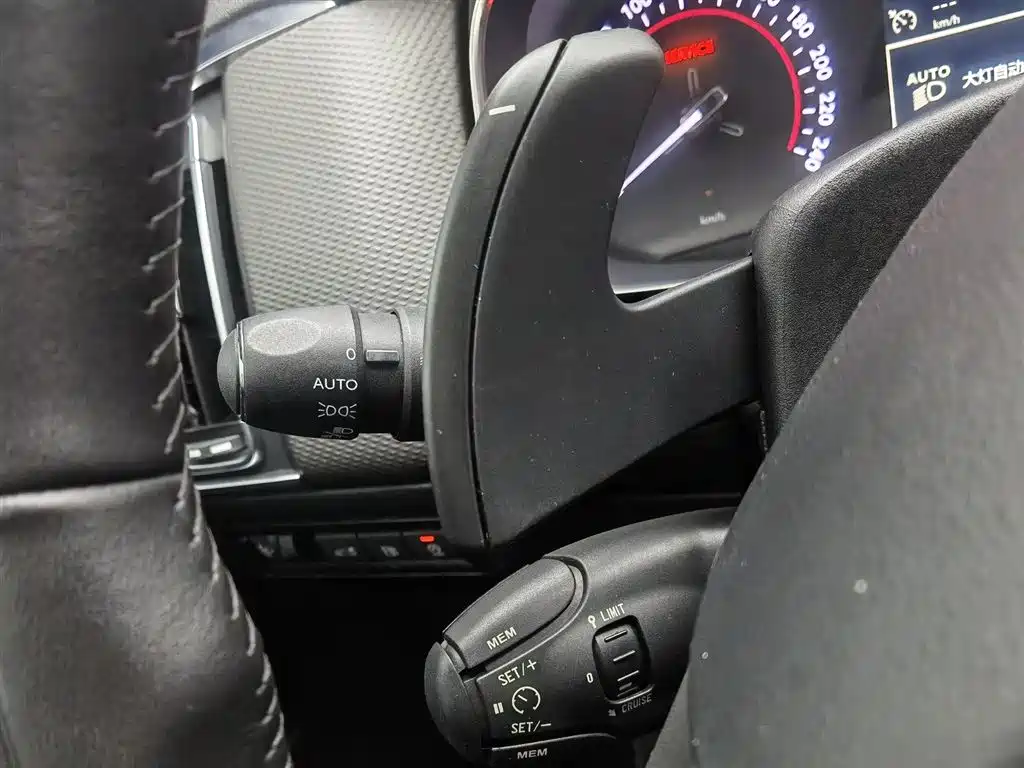 Citroën C6 2021 400THP Comfort Version фото 21