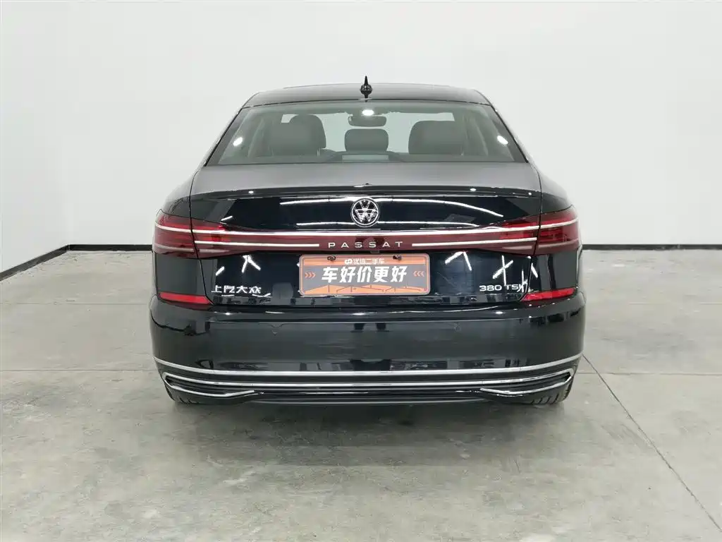 Volkswagen Passat 2023 Facelift 330TSI Elite Edition фото 4