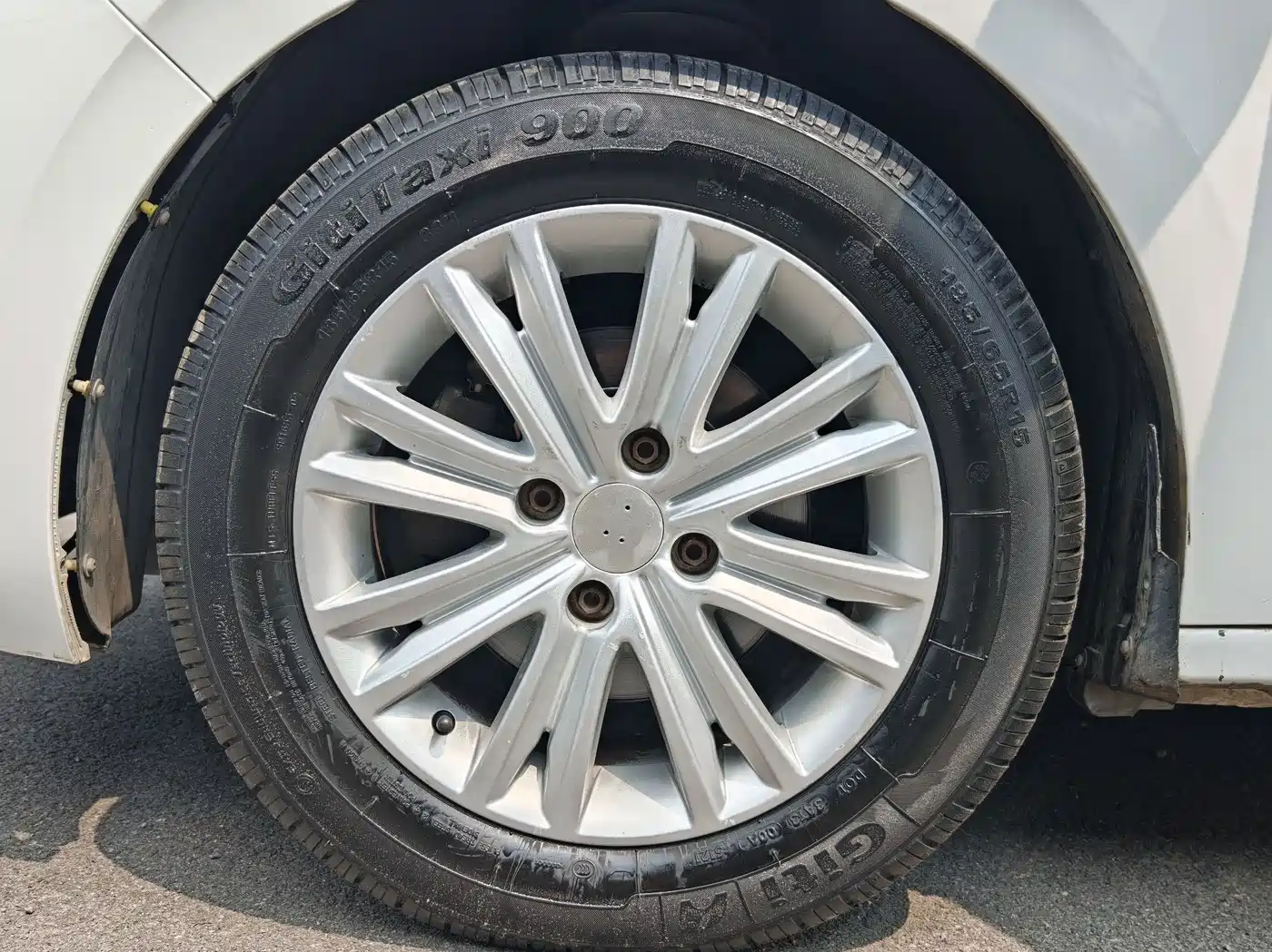 Peugeot 301 2016 2016 1.6L Manual Comfort Edition