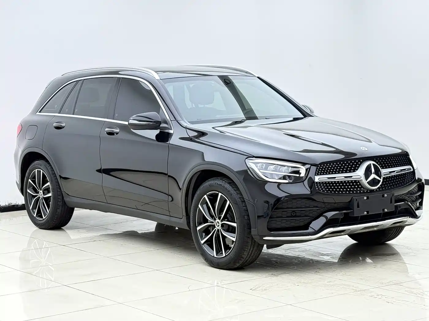 MERCEDES-BENZ GLC