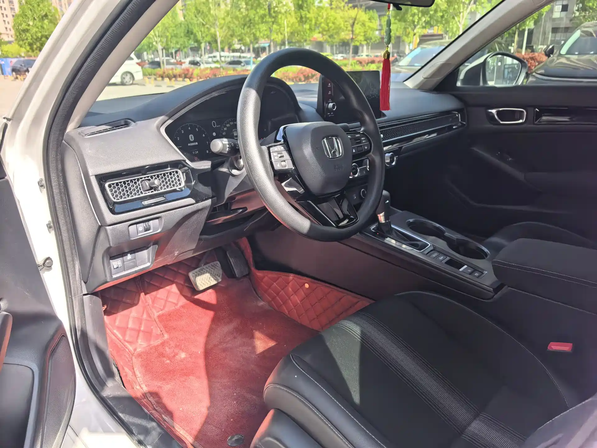 Фото 6 - Honda Civic