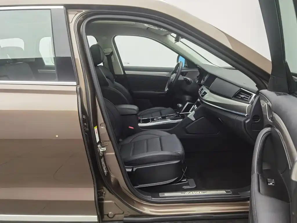 Photo 23 - Haval H7