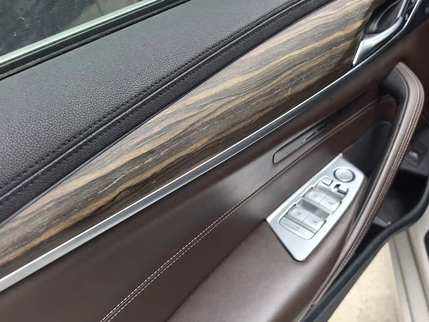 BMW 5 Series 2019 530Li Leading Luxury Package фото 10