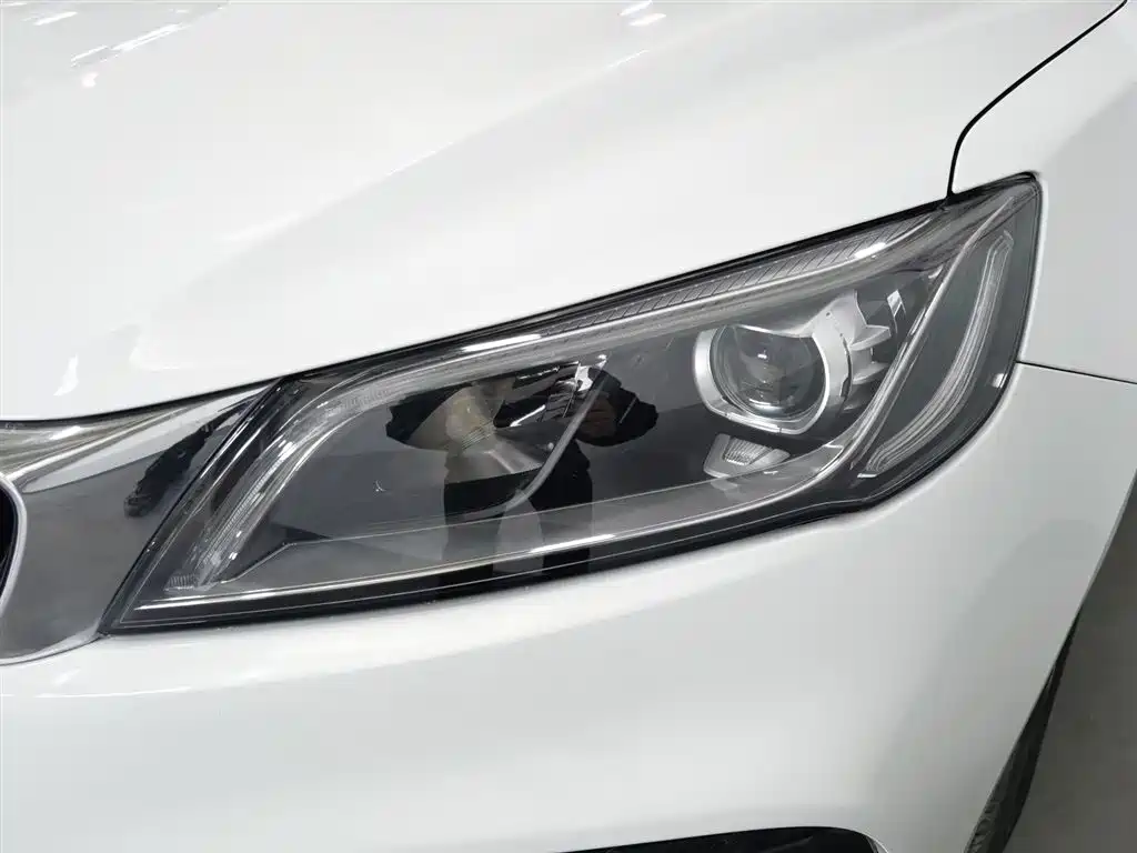 GEELY AUTOMOBILE BINRUI