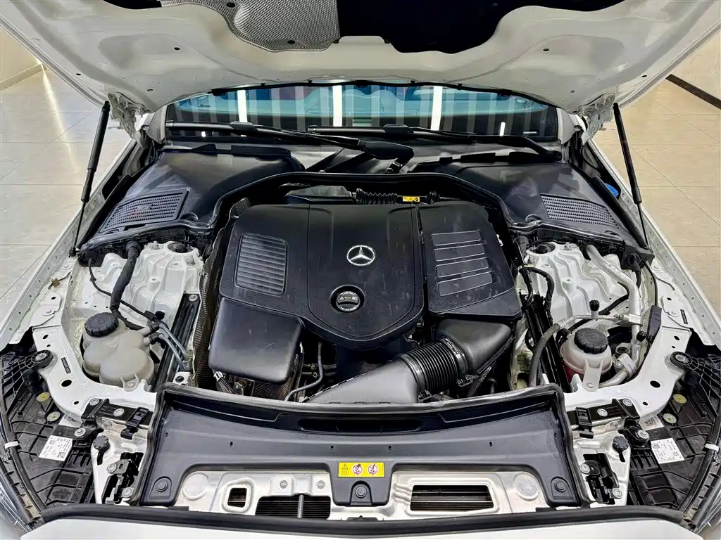 MERCEDES-BENZ C CLASS