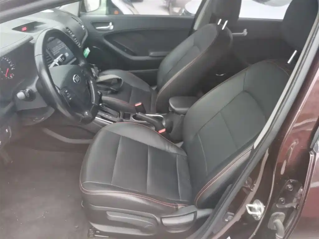 Kia K3 2016 1.6L Automatic GLS фото 15