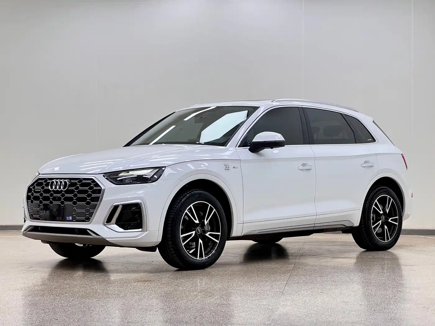 Audi Q5L 2023 40T Luxury Dynamic