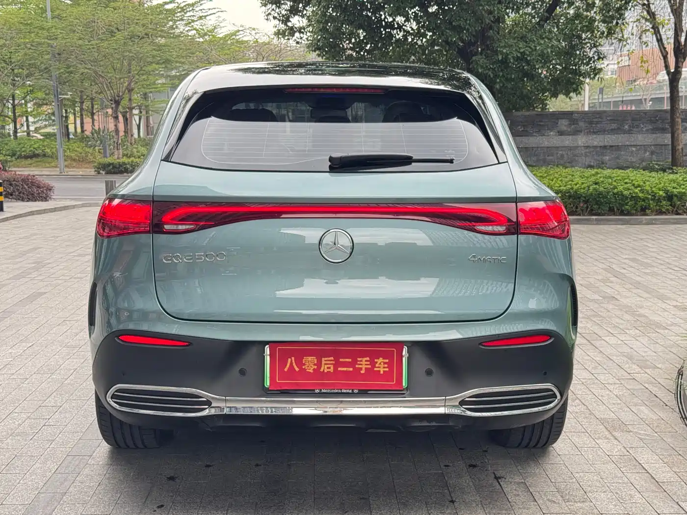 MERCEDES-BENZ EQE SUV