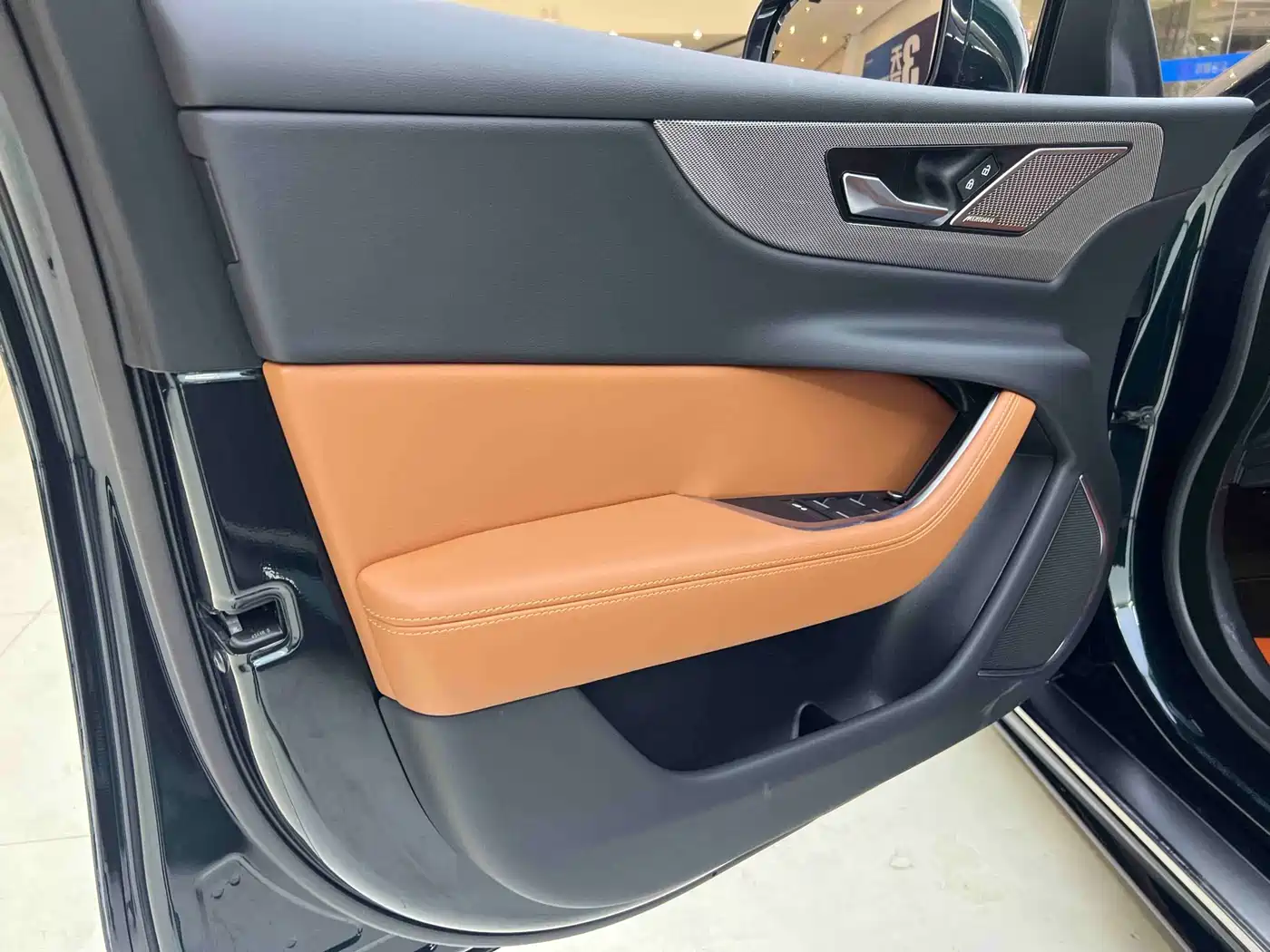 JAGUAR XEL