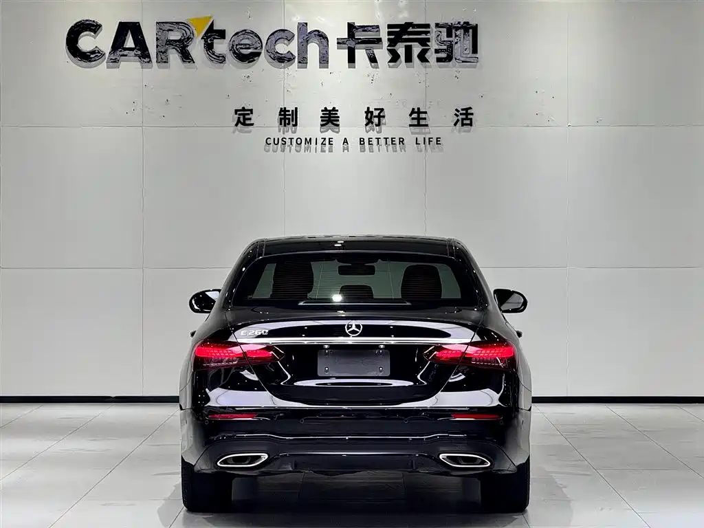 MERCEDES-BENZ E CLASS