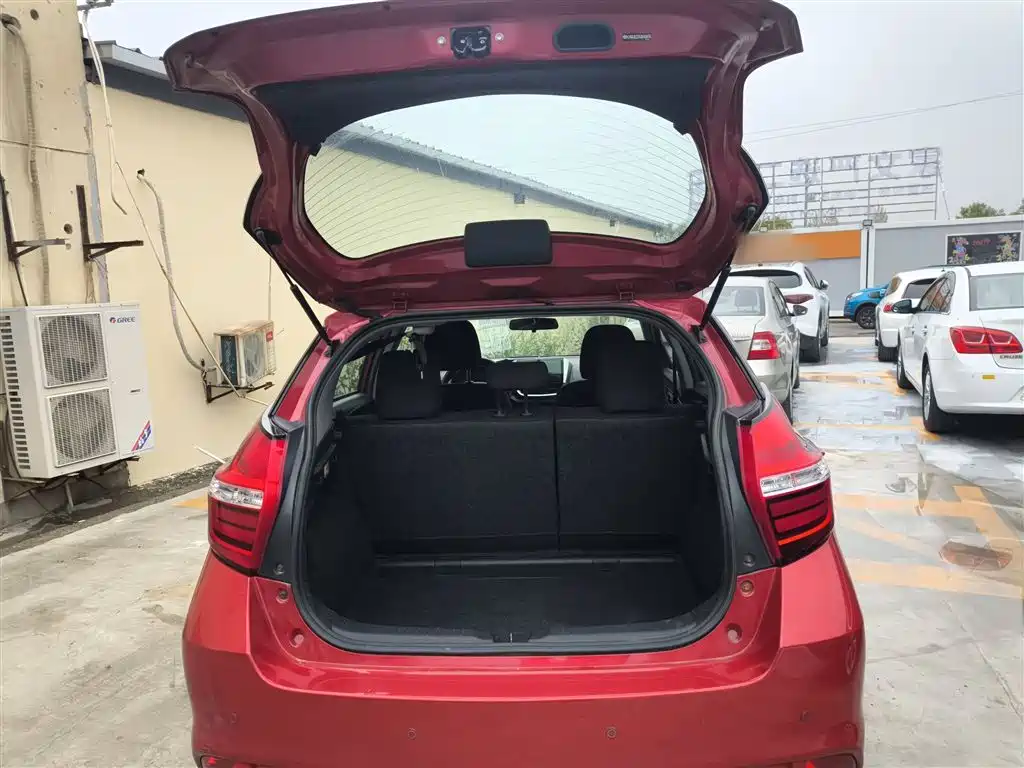 Toyota YARiS L Zhi Xuan 2016 Facelift 1.5E CVT Charming Edition фото 19