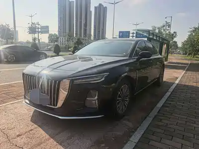 Hongqi H5