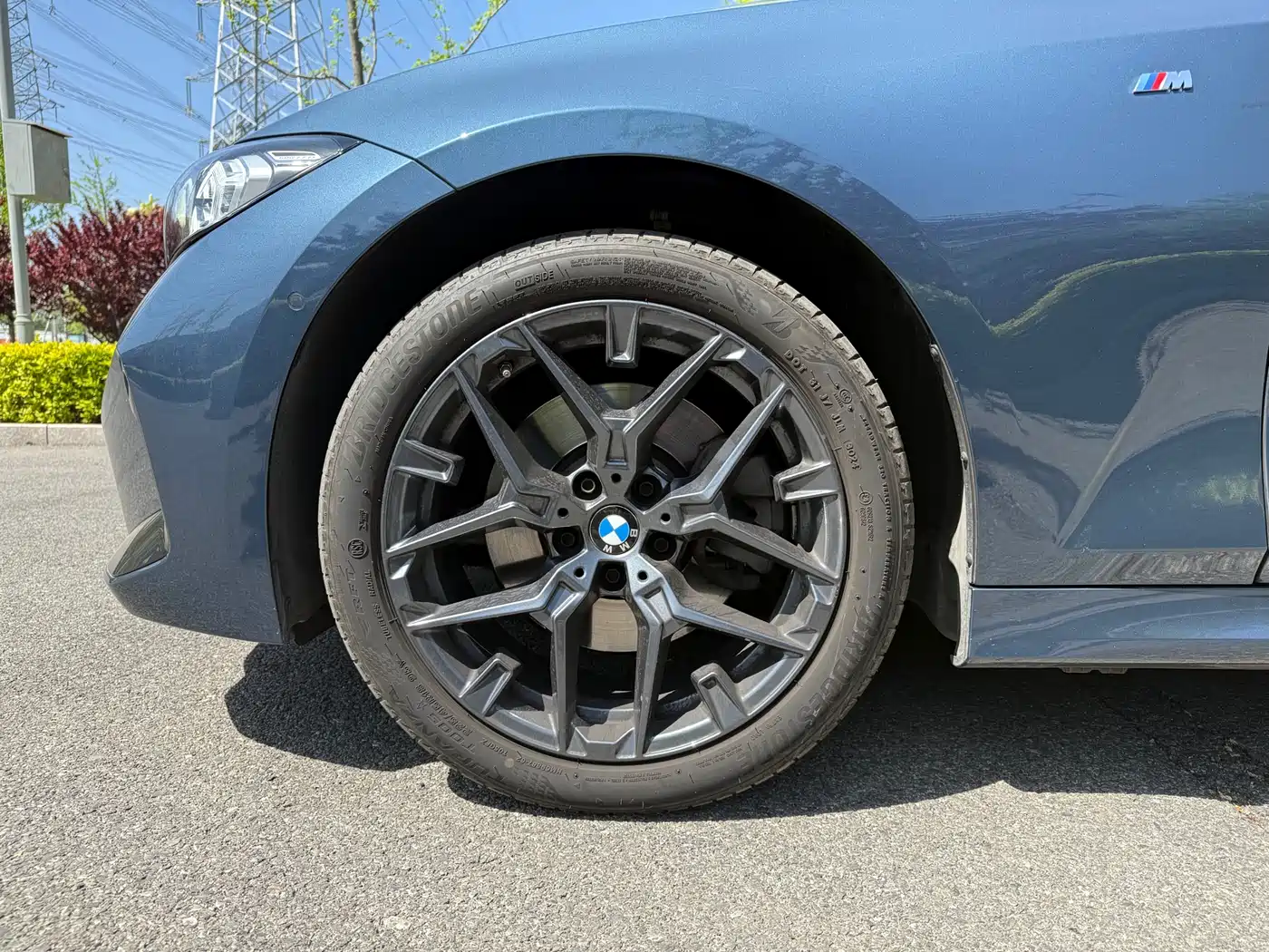 BMW 3 Series 2024 330Li M Sport Shadowline Package фото 6
