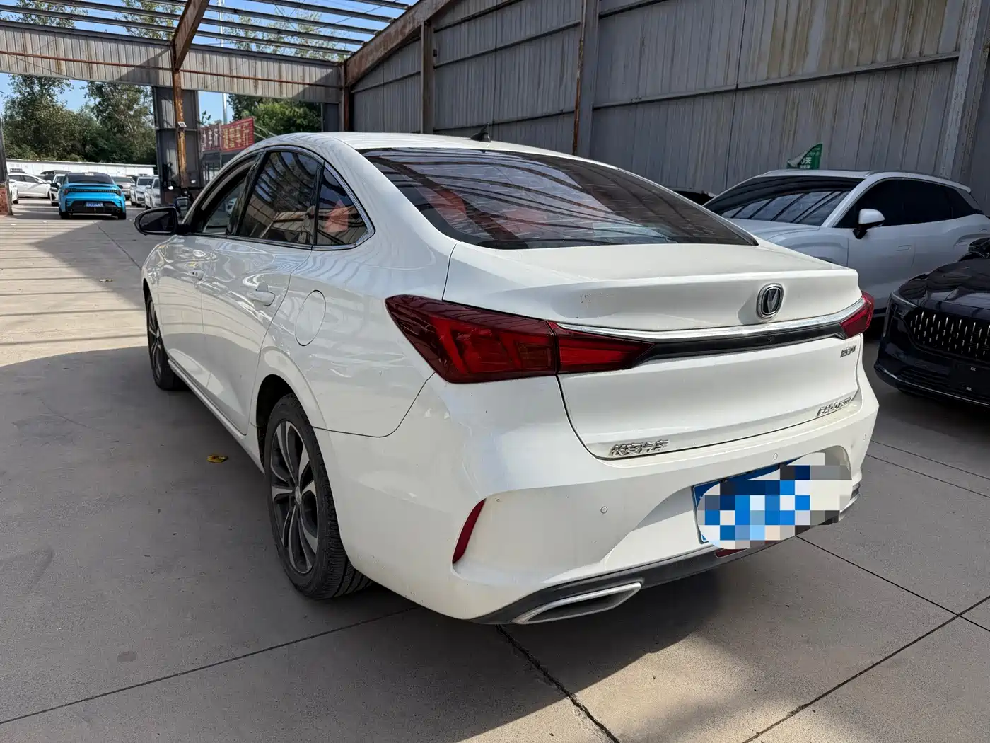 Photo 7 - Changan Eado