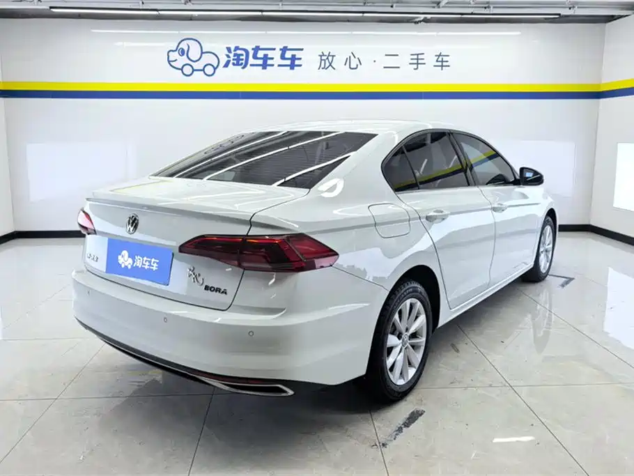 Volkswagen Bora 2020 1.5L Automatic Comfort фото 3