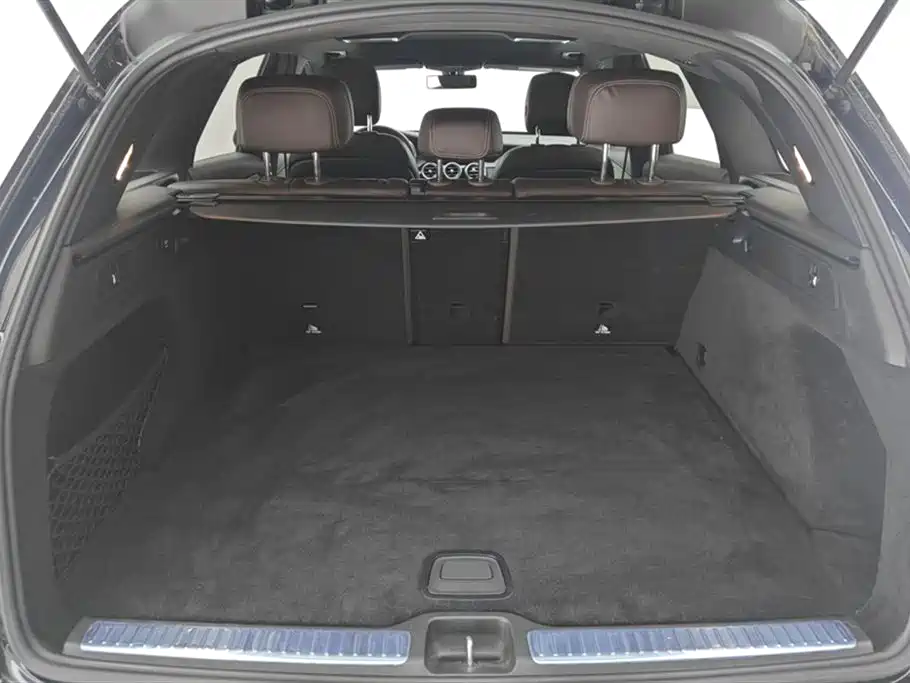 Mercedes-Benz GLC 2021 GLC 260 L 4MATIC Sporty фото 4