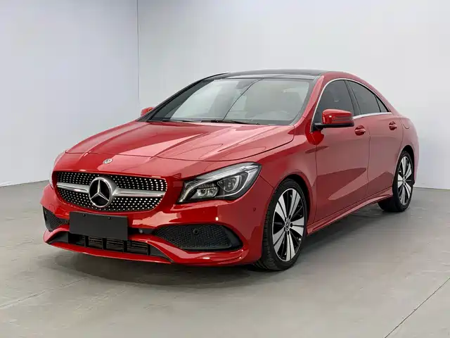 MERCEDES-BENZ CLA