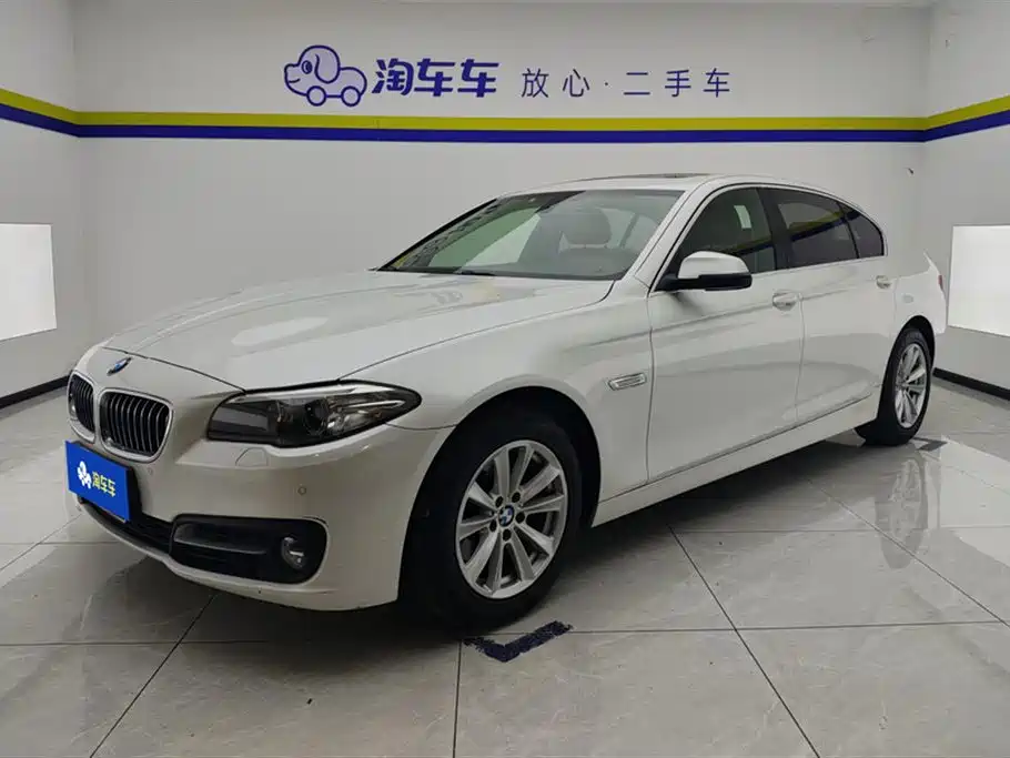 BMW 5 Series 2017 520Li Classic Edition