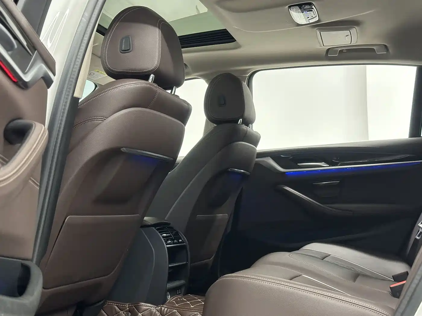 BMW 5 Series 2021 525Li Luxury Package фото 7