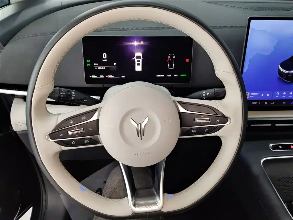 Voyah Auto Voyah Dreamer 2025 PHEV AWD Flagship Kunpeng Edition фото 11
