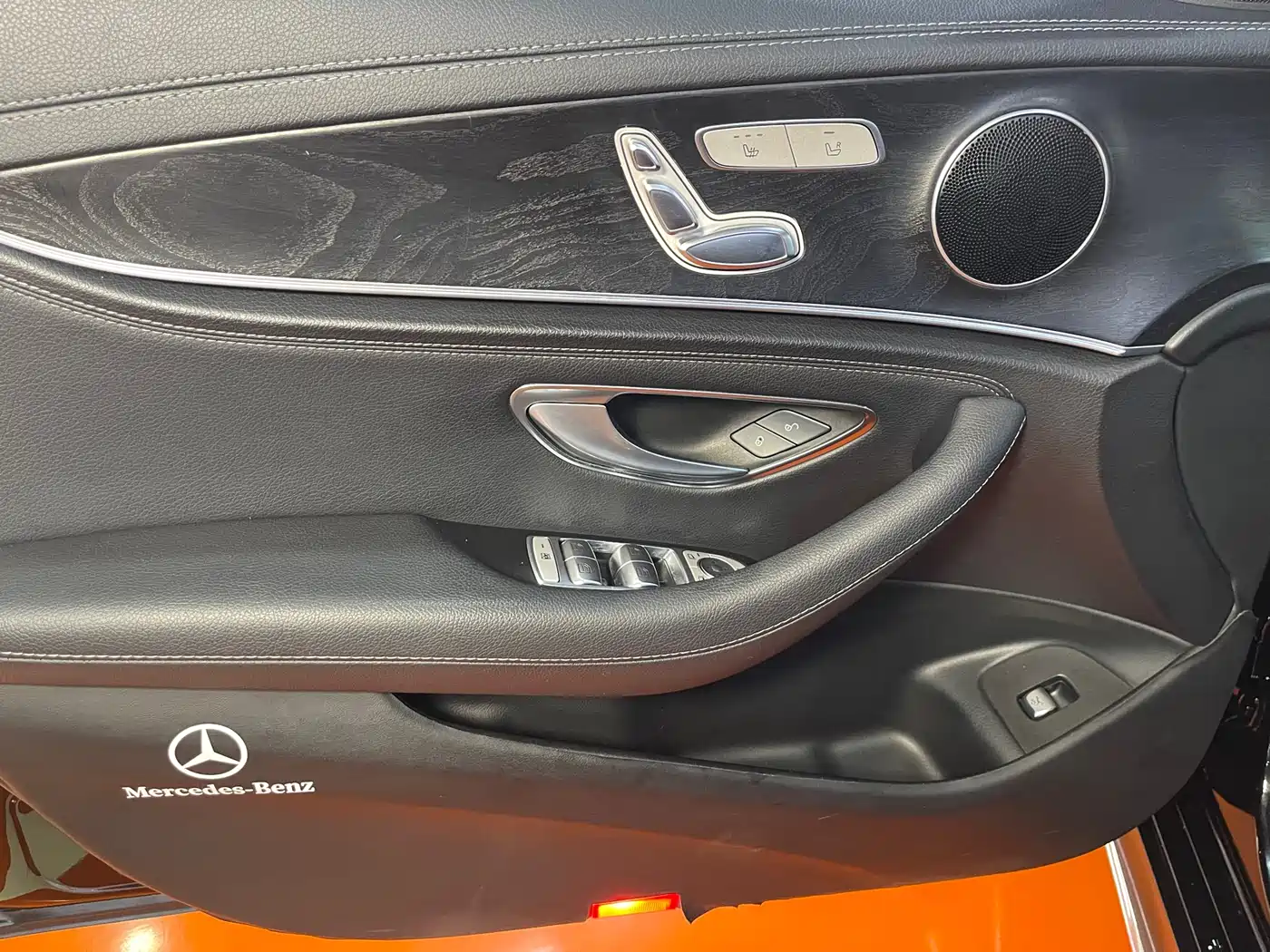 Mercedes-Benz E-Class 2018 E 200 L 4MATIC фото 7