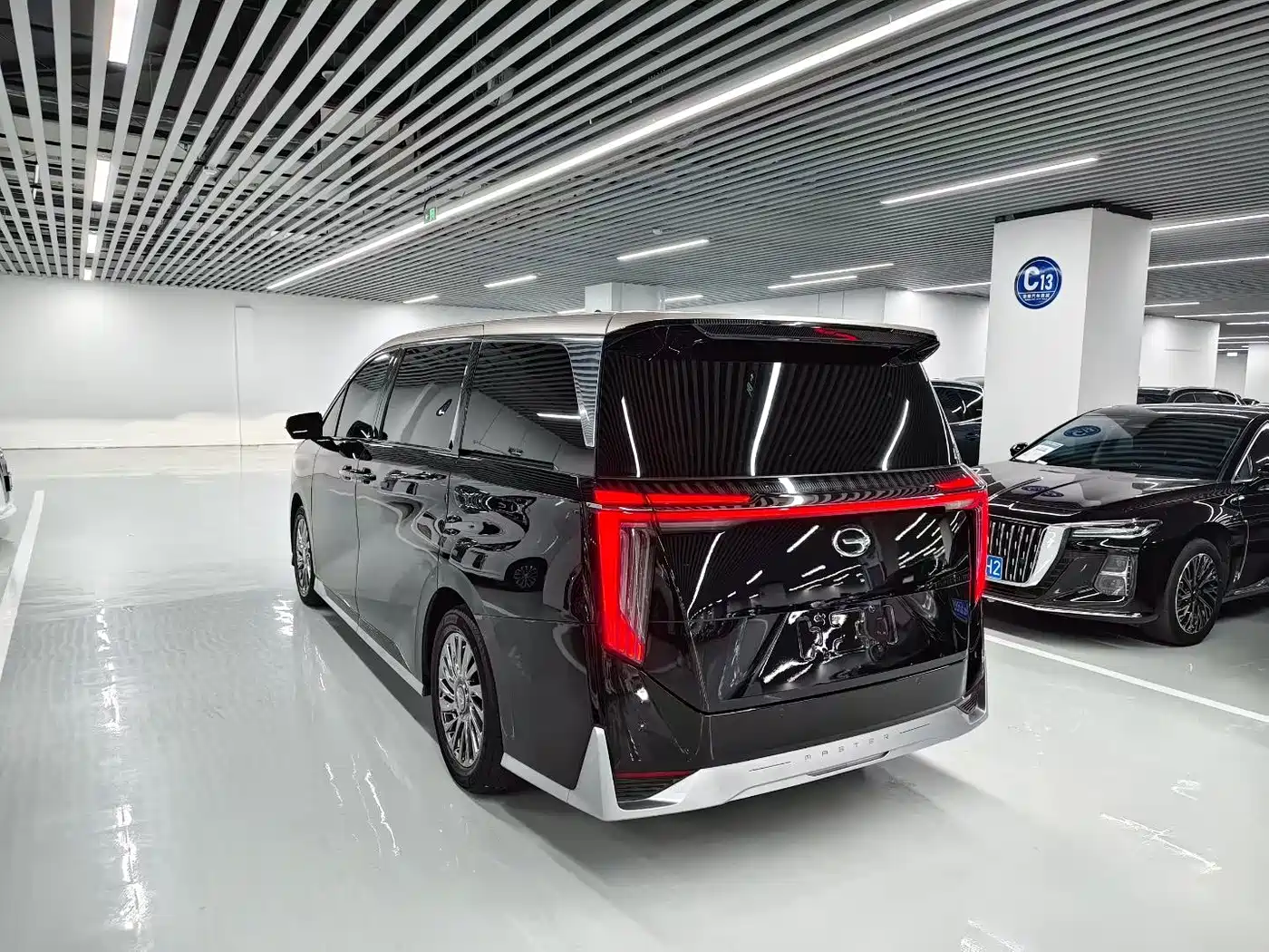 GAC Trumpchi Trumpchi M8 2024 Patriarch Series 400T Ultimate Edition фото 9