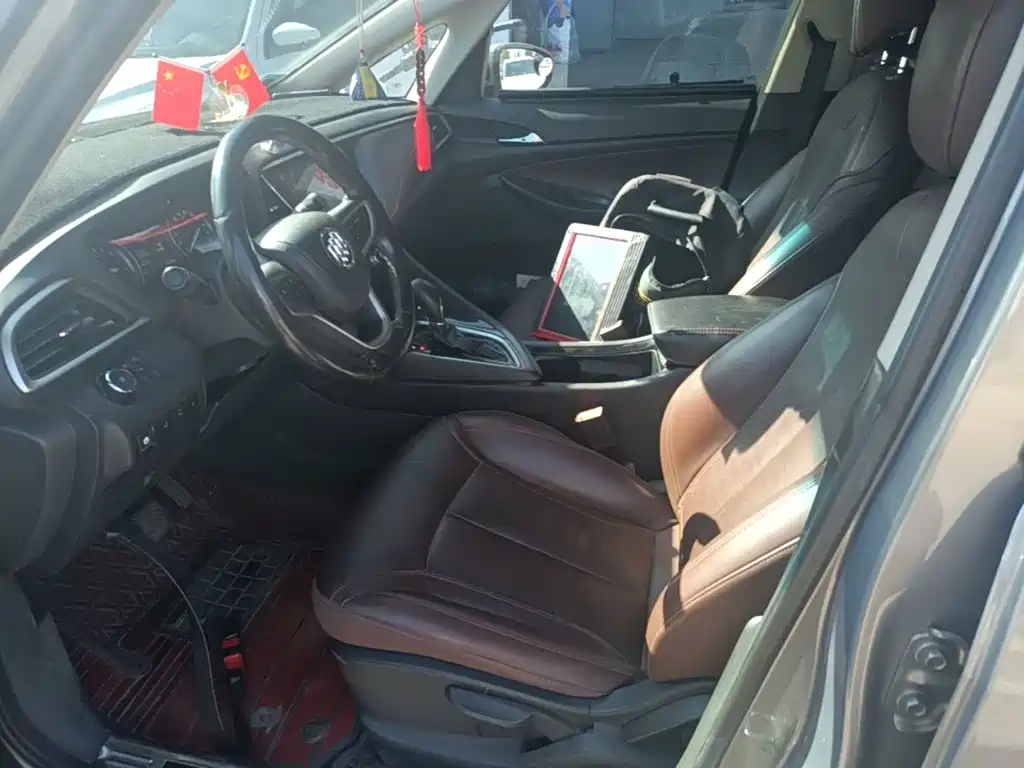 Buick GL6 2018 2018 18T 6-Seater Premium