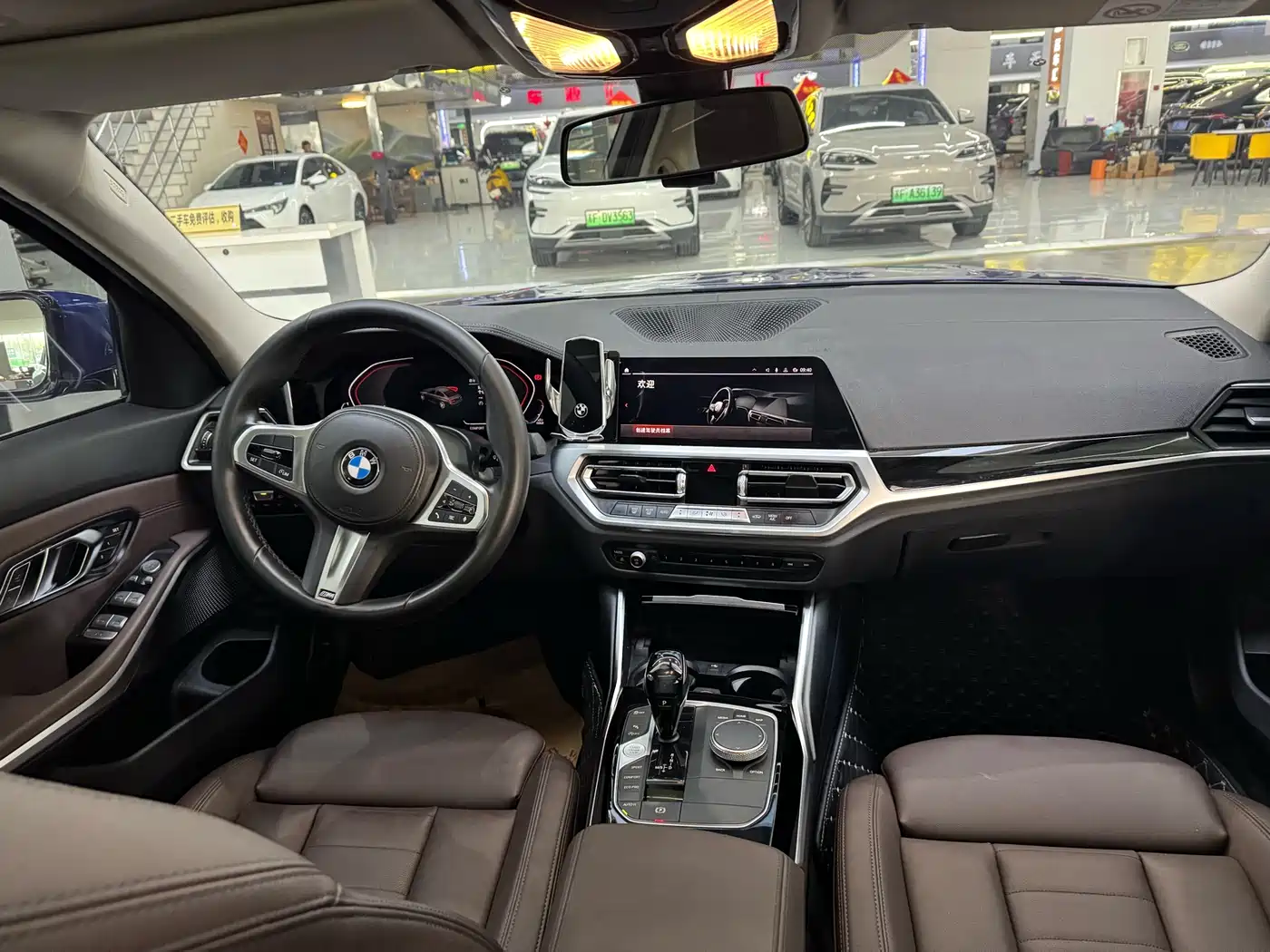 BMW 3 Series 2020 320Li M Sport Package фото 14