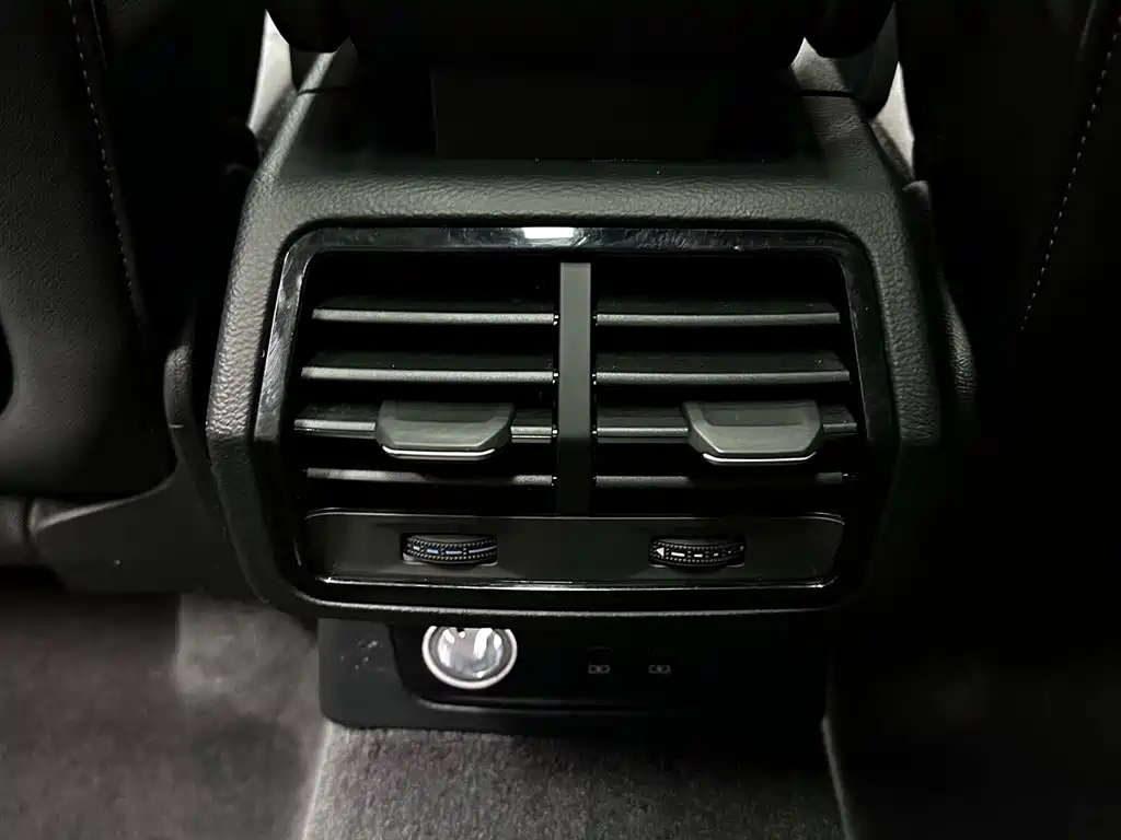 Audi Q3 2023 35 TFSI Fashion Dynamic (1.4T) фото 17