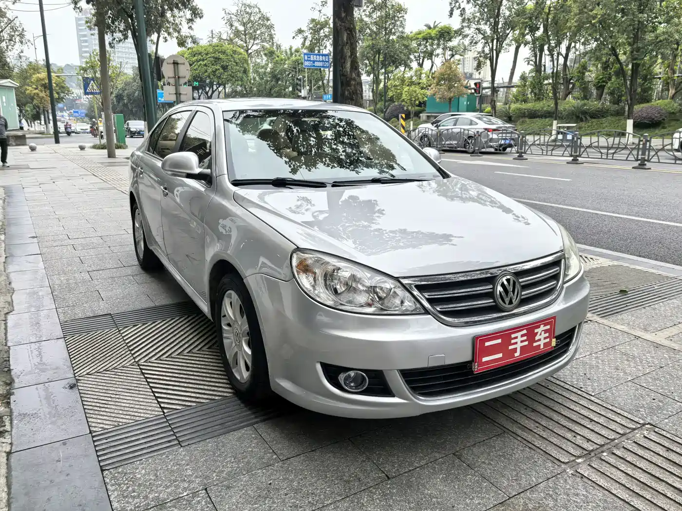 Volkswagen Lavida 2011 1.6L Automatic Pinya Edition фото 3