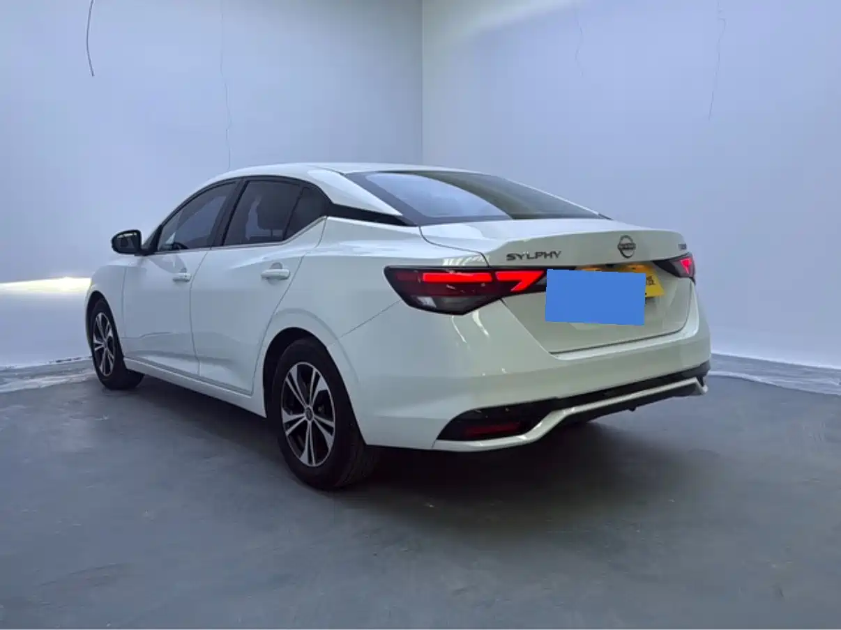 Nissan SYLPHY, миниатюра 4